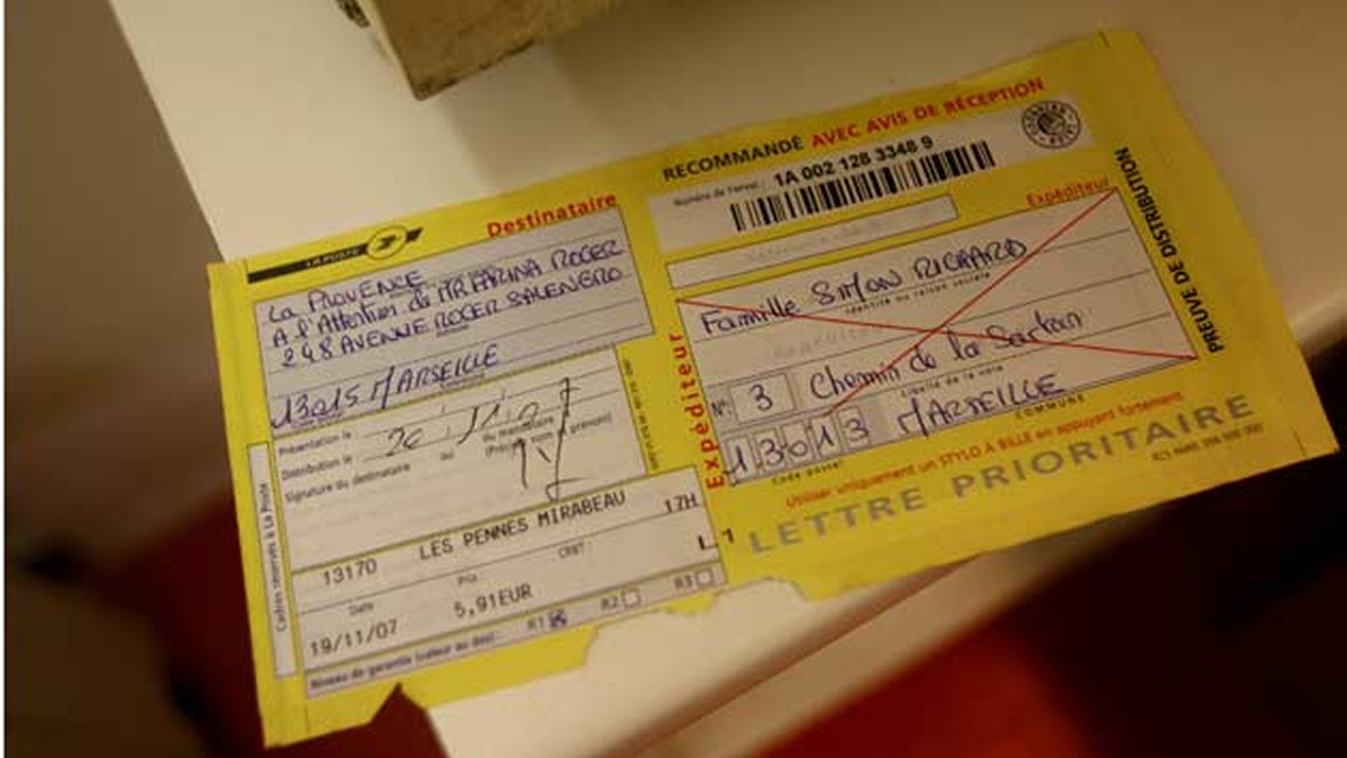 Pourquoi certains courriers demandent une preuve de réception